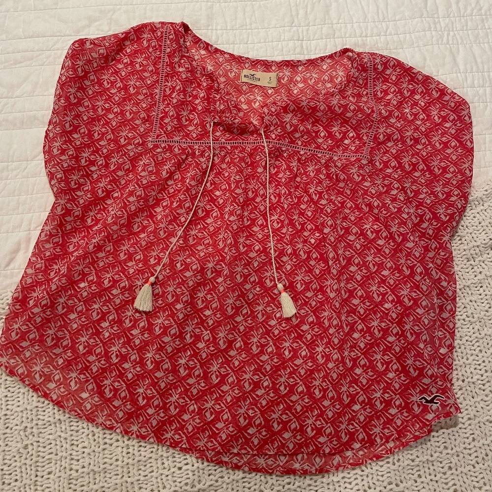 Top Hollister